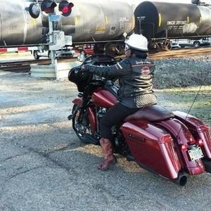 Meet your Posher, Bena